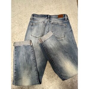 Judy Blue Boyfriend Fit Medium Wash Raw Hem Cuffed Jeans JB82192MD Size 3/26